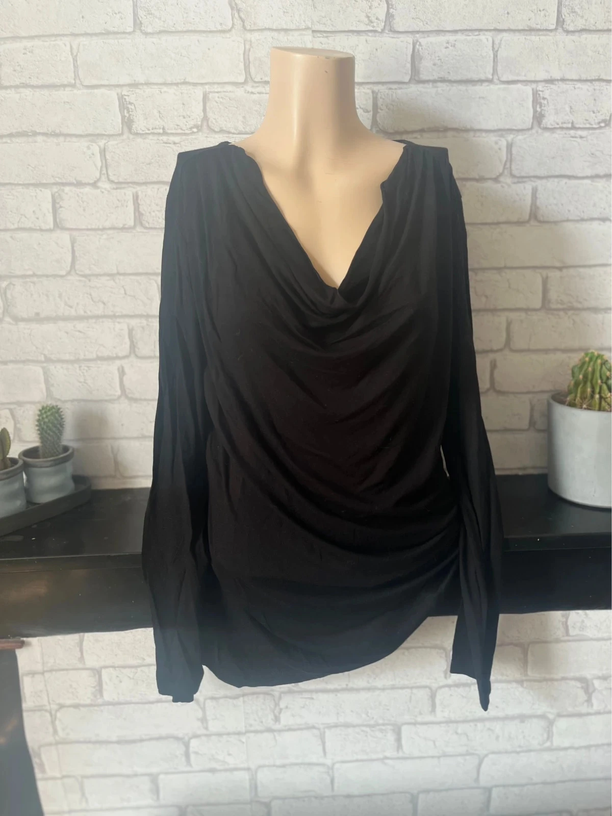 Haut drapé noir M&S Mode – Taille 40– bon état